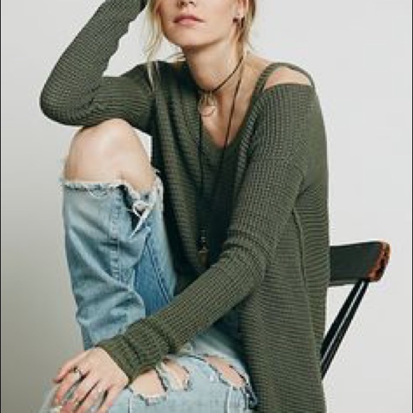 Free People Moonshine cold shoulder, waffle L/S - Picture 2 of 8